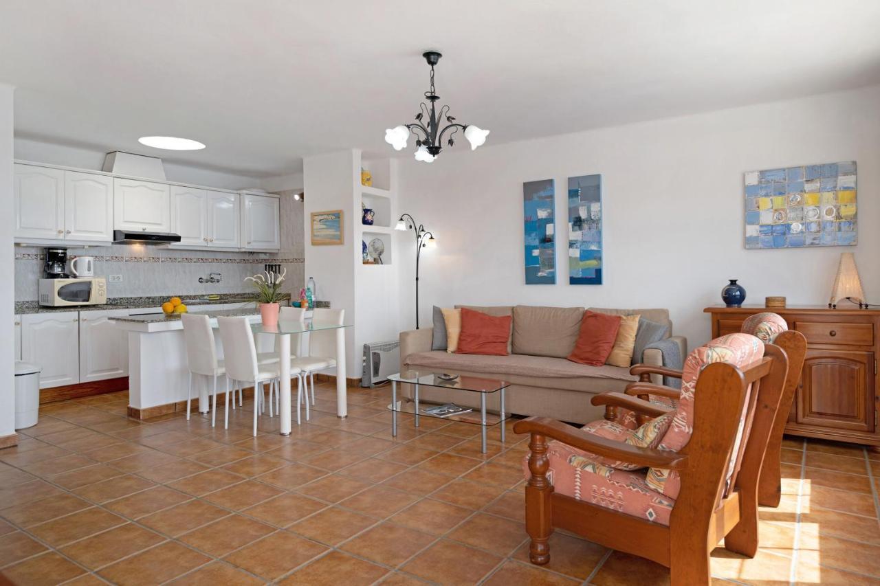 Puerto Chico 8 Appartement Playa Blanca  Buitenkant foto