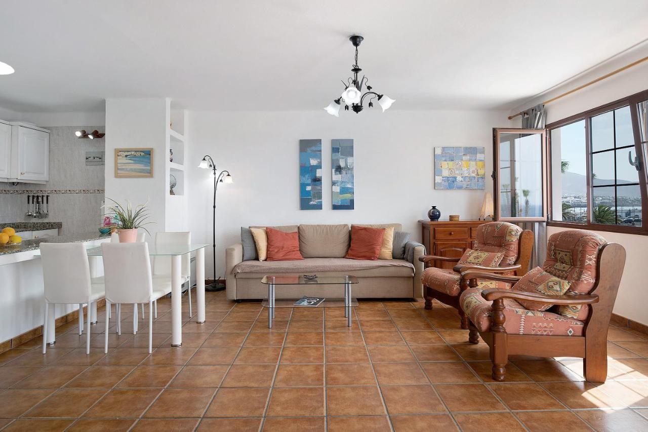 Puerto Chico 8 Appartement Playa Blanca  Buitenkant foto