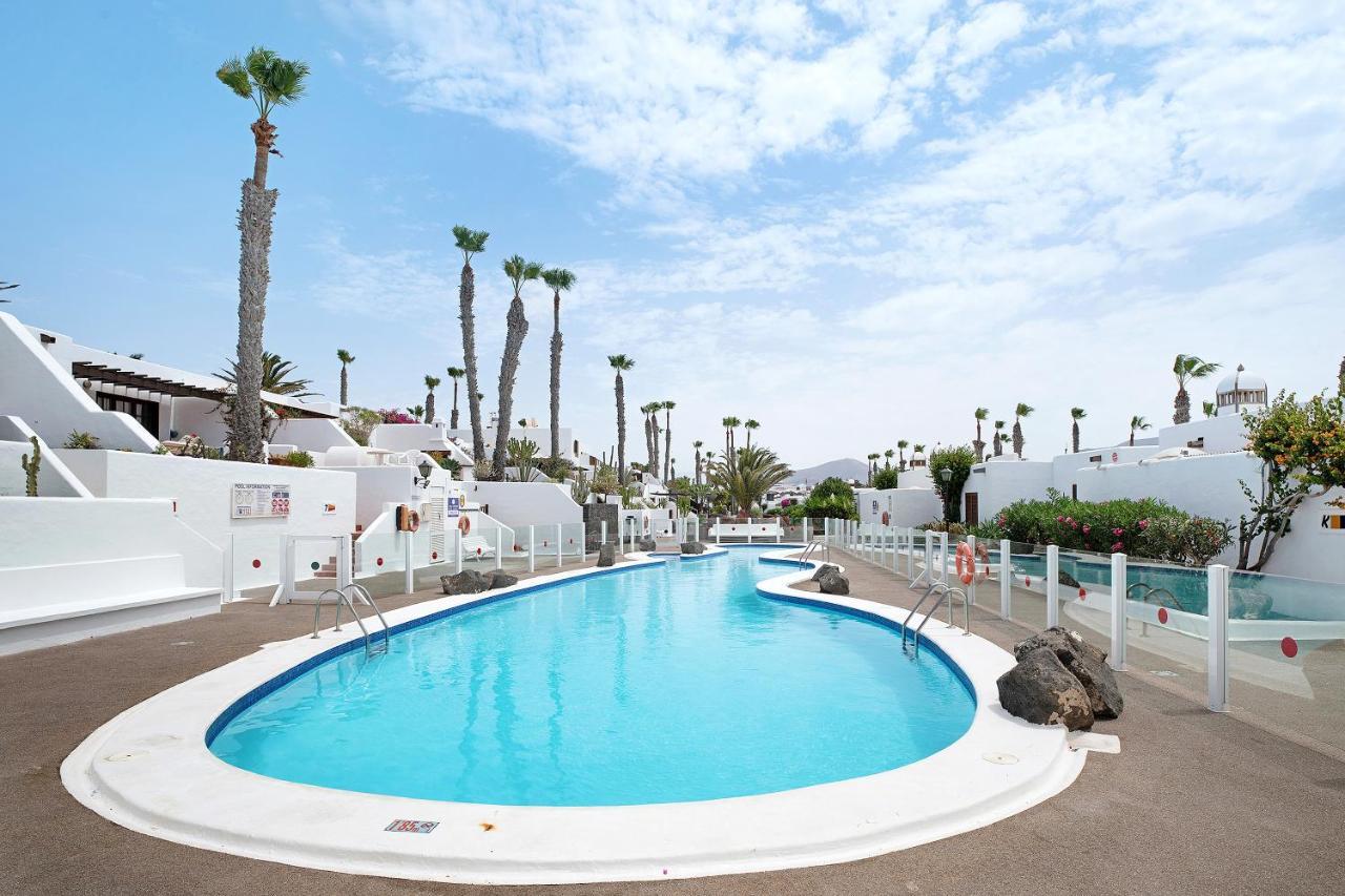 Puerto Chico 8 Appartement Playa Blanca  Buitenkant foto