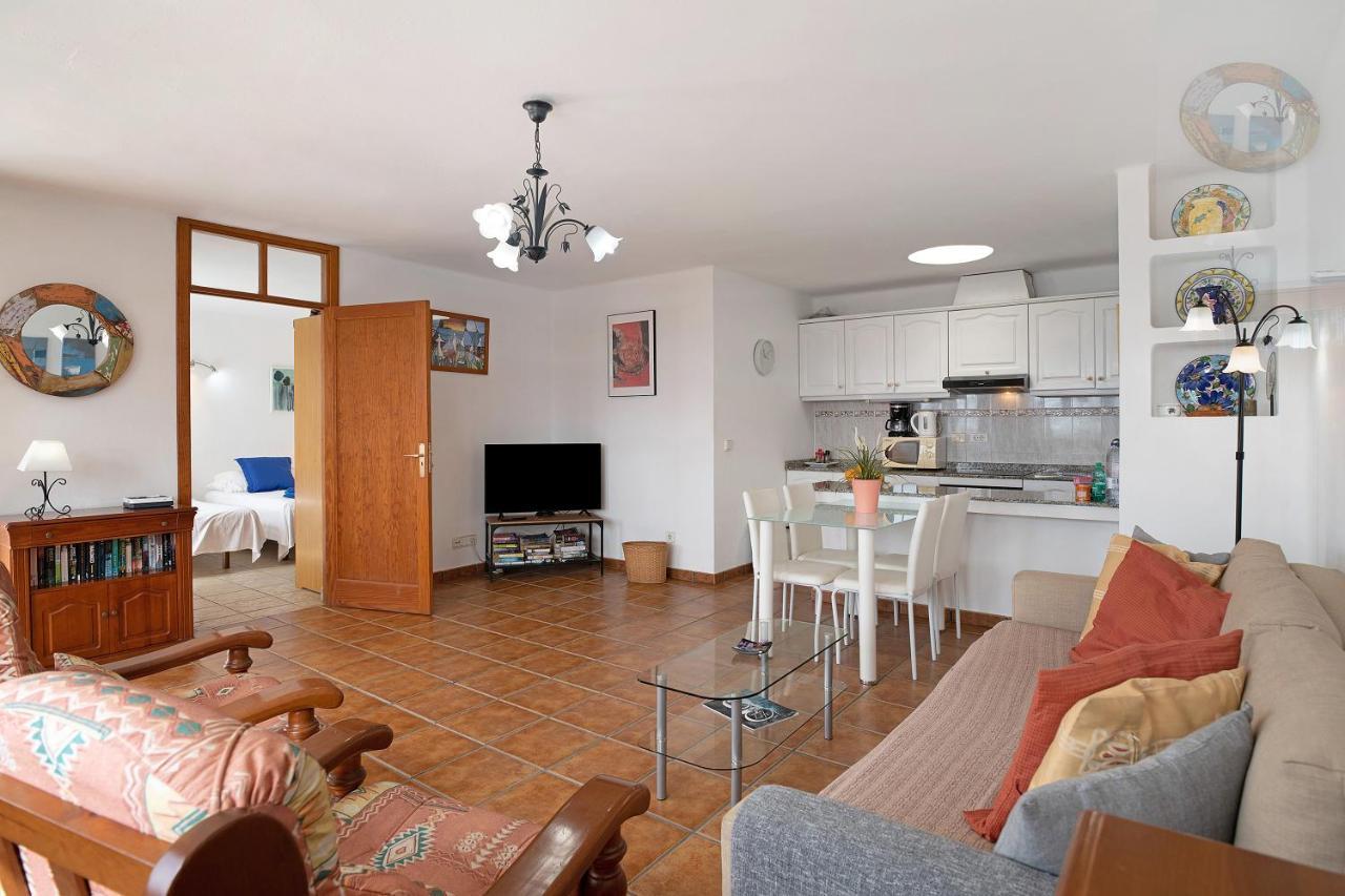 Puerto Chico 8 Appartement Playa Blanca  Buitenkant foto